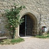 Eingang der Y-Burg